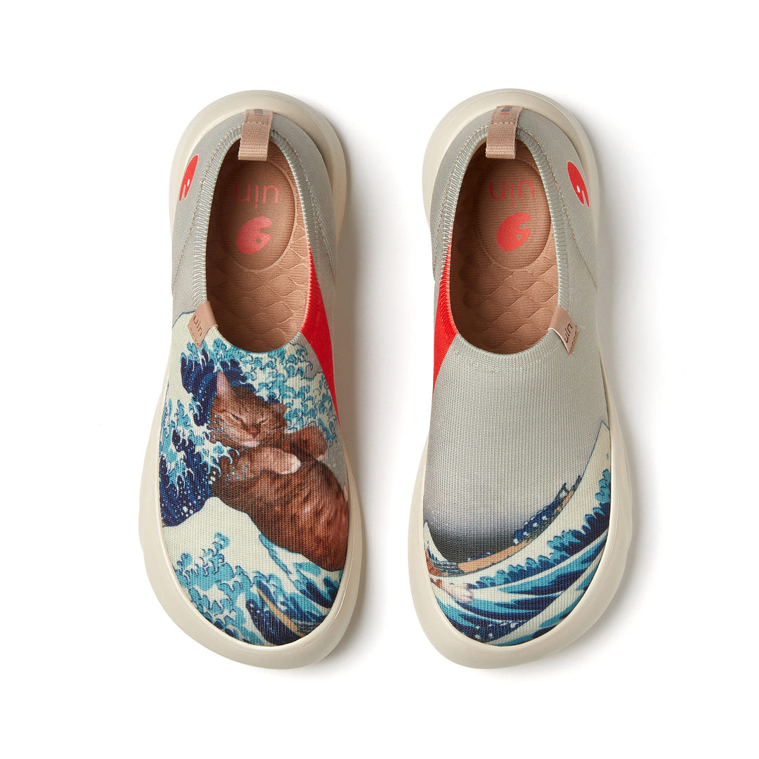 The Great Wave and the Cat 5 Women
