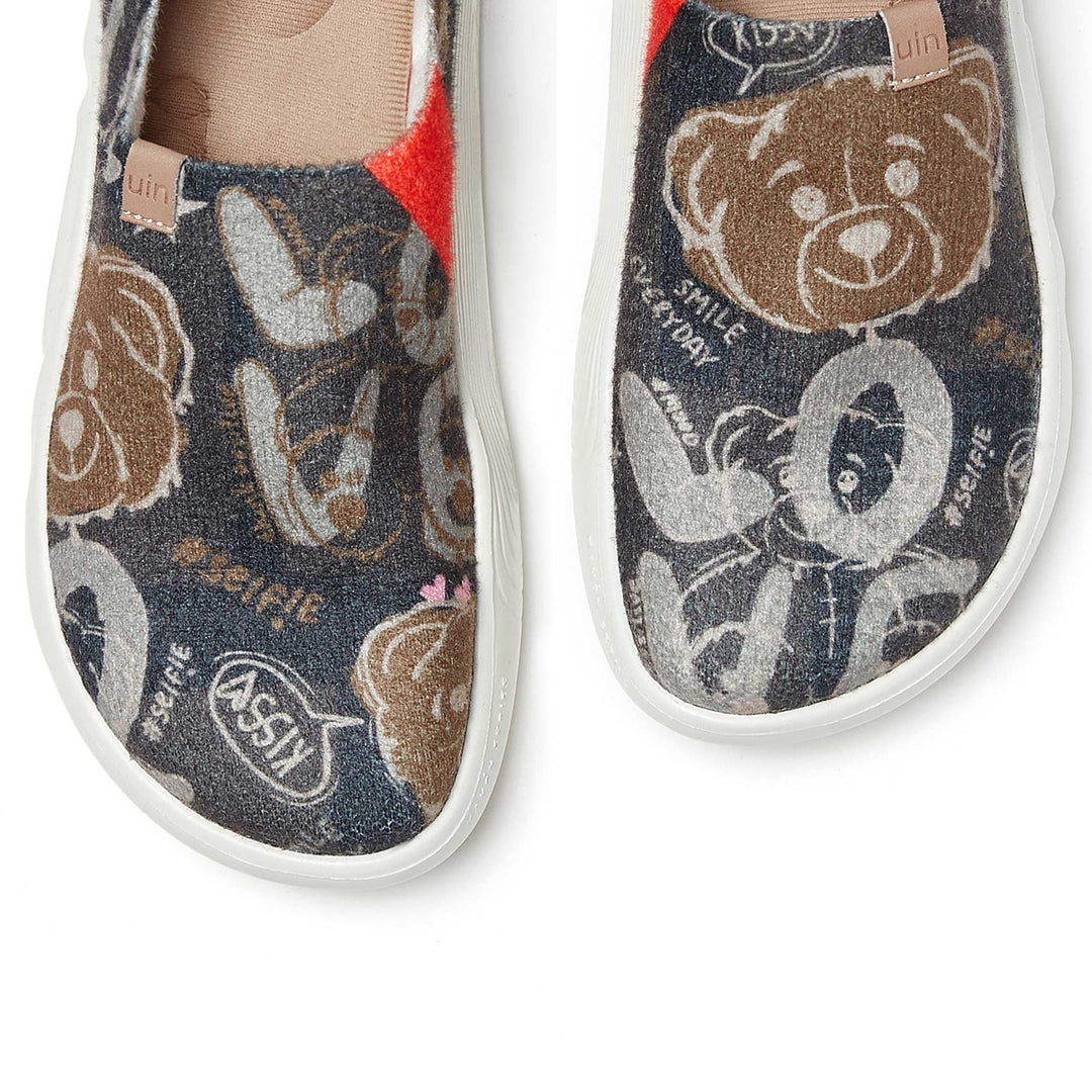 Kissing Bear II Toledo X Women