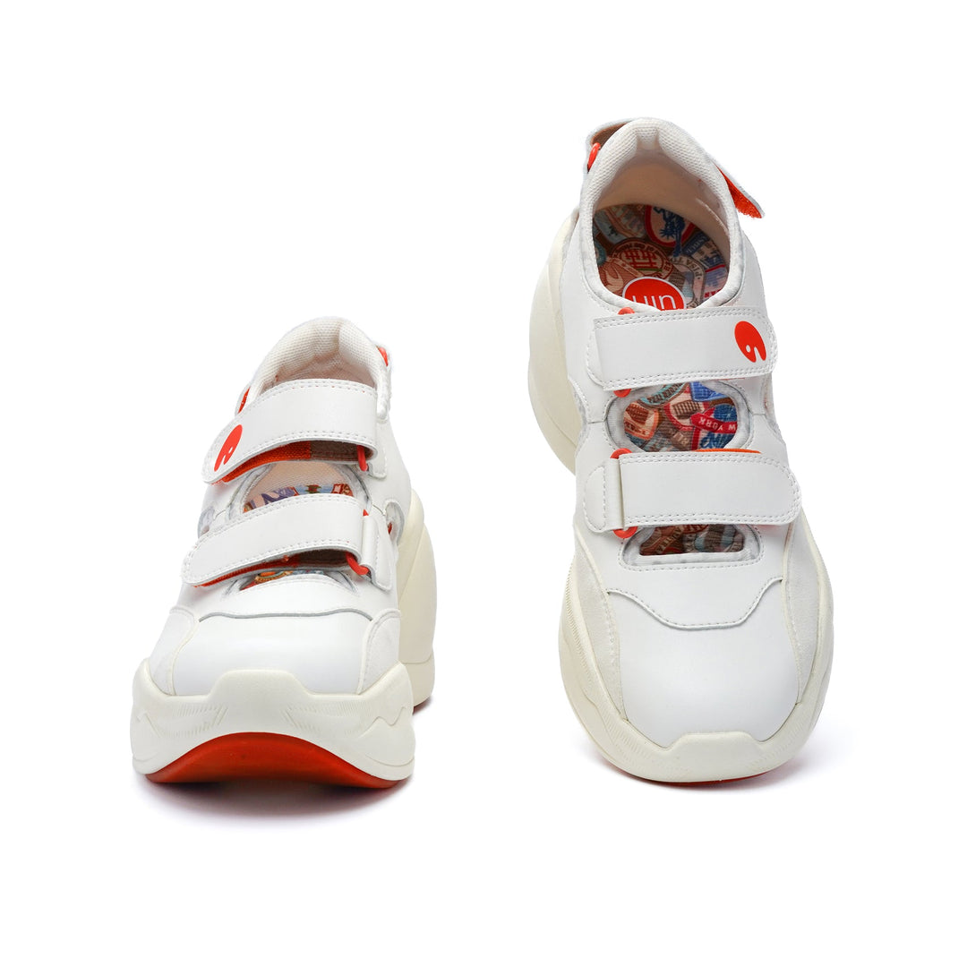 Lugo 3 - Isabelline Women