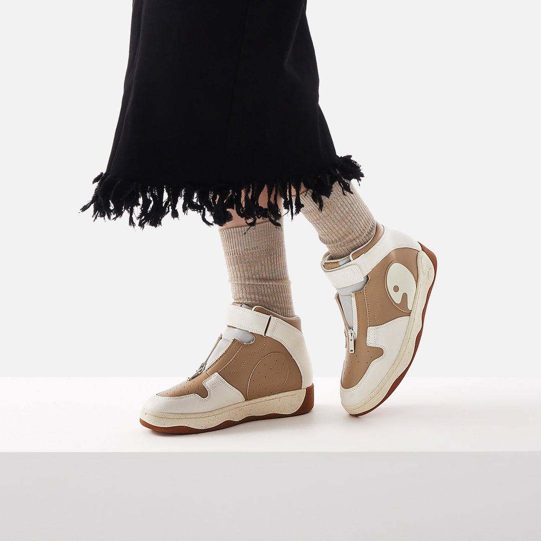 Cedar White Brown Women