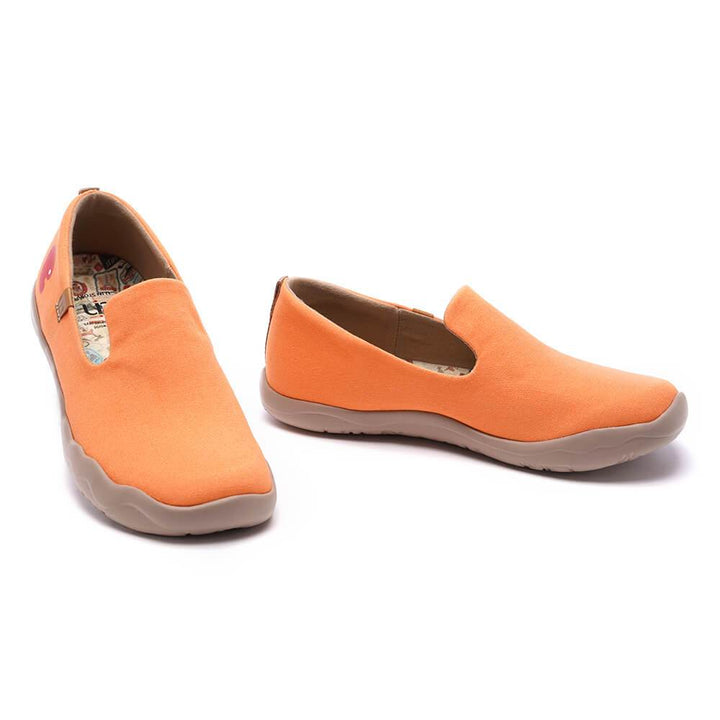 UIN Footwear Women Barcelona Canvas Orange Canvas loafers