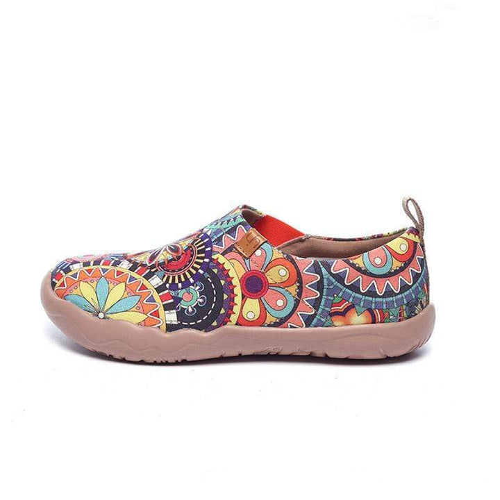 UIN Footwear Women Blossom Canvas loafers