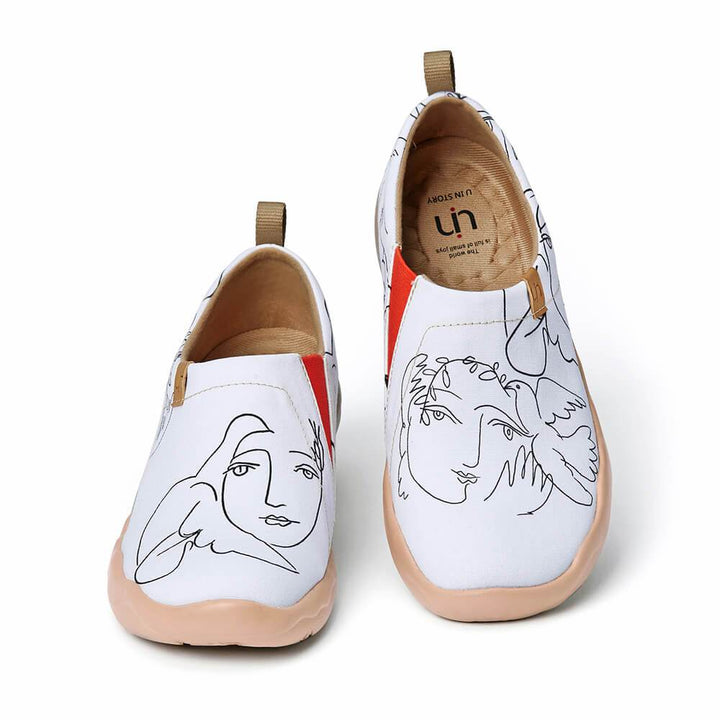 UIN Footwear Women Dove of Peace Canvas loafers