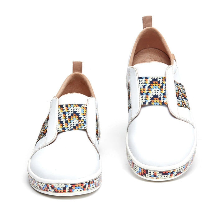 UIN Footwear Women Illusion Cordoba Women Canvas loafers