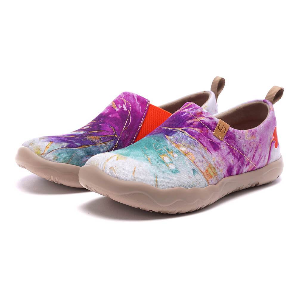 UIN Footwear Women Make a Splash Canvas loafers