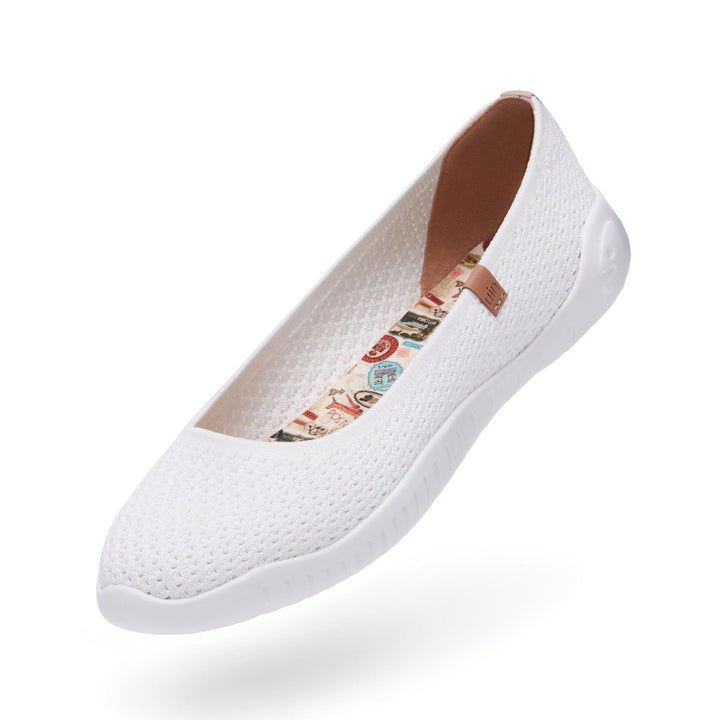 UIN Footwear Women Pure White Knitted Minorca III Women Canvas loafers
