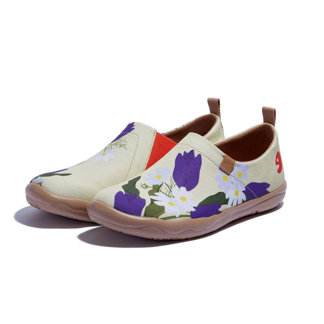 UIN Footwear Women Purple Tulips Toledo I Women Canvas loafers