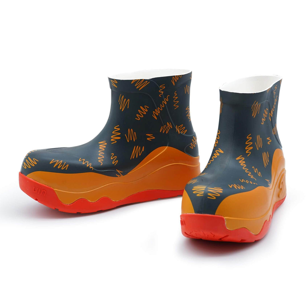 UIN Footwear Women Redefine Navarra Boots Women Canvas loafers
