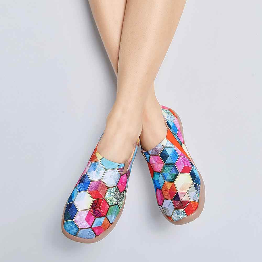 UIN Footwear Women Stained Glass Women Canvas loafers