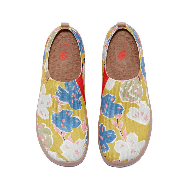 UIN Footwear Women Wildflower Fragrance Toledo I Women Canvas loafers